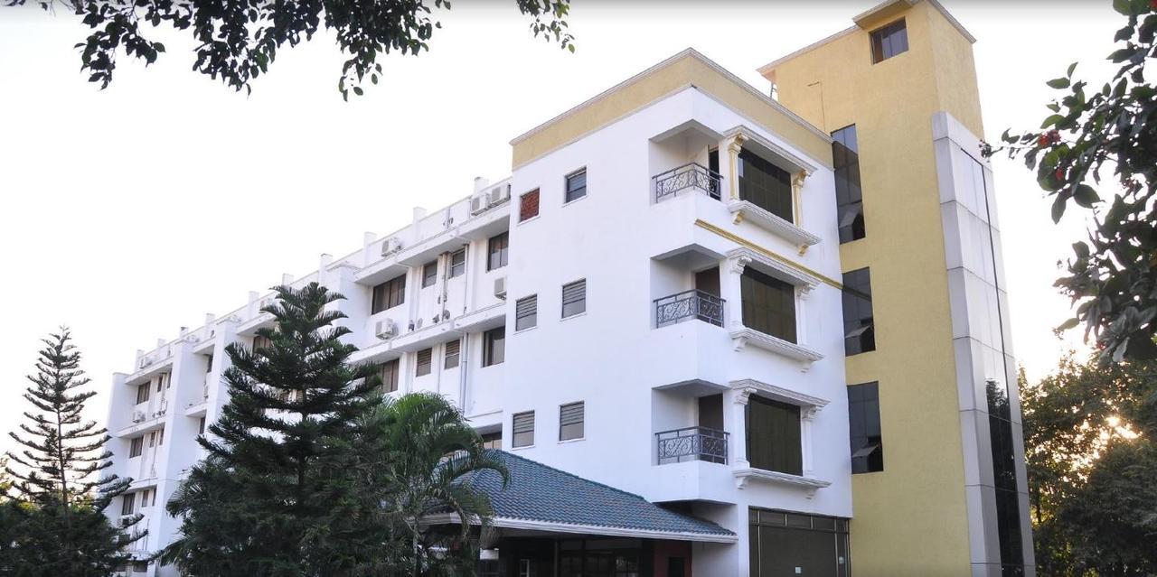 Gayathri Hotels Tiruppur Exteriér fotografie